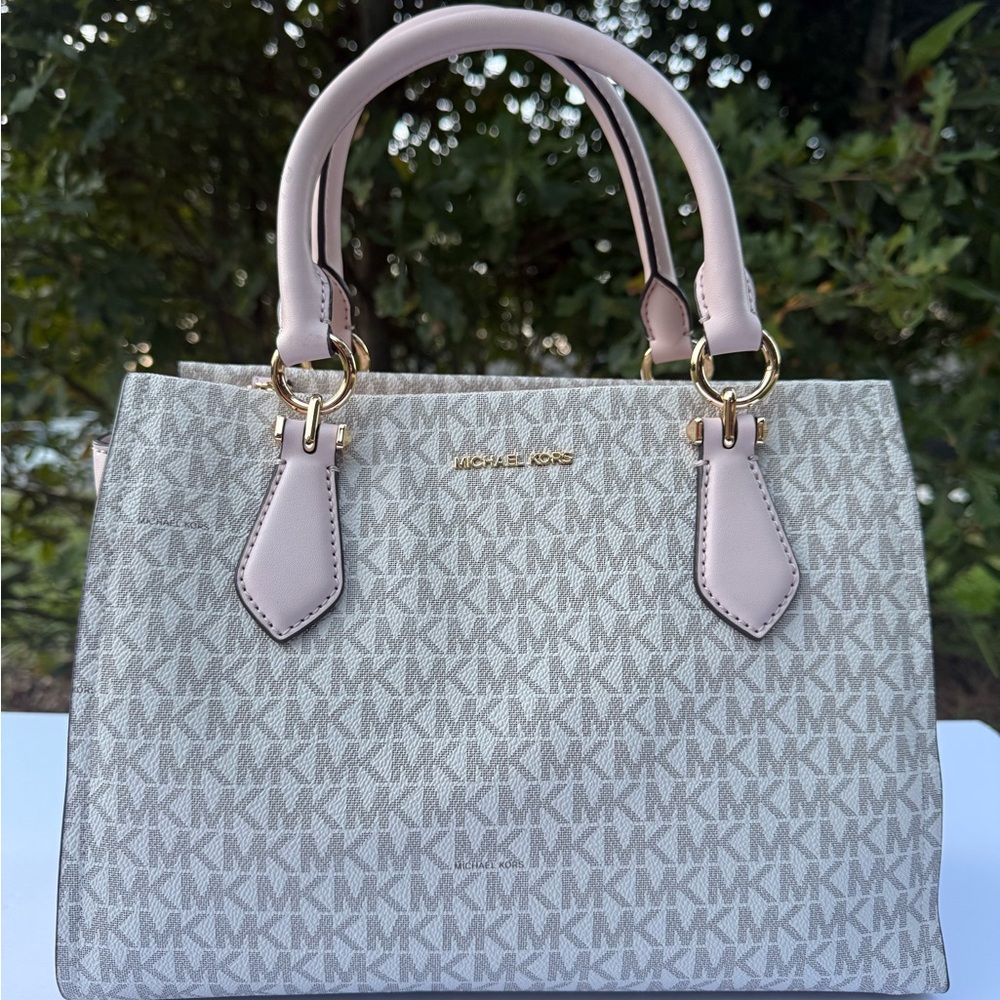 Michael Kors Satchel Marylin Medium Handbag Vanilla Powder Blush